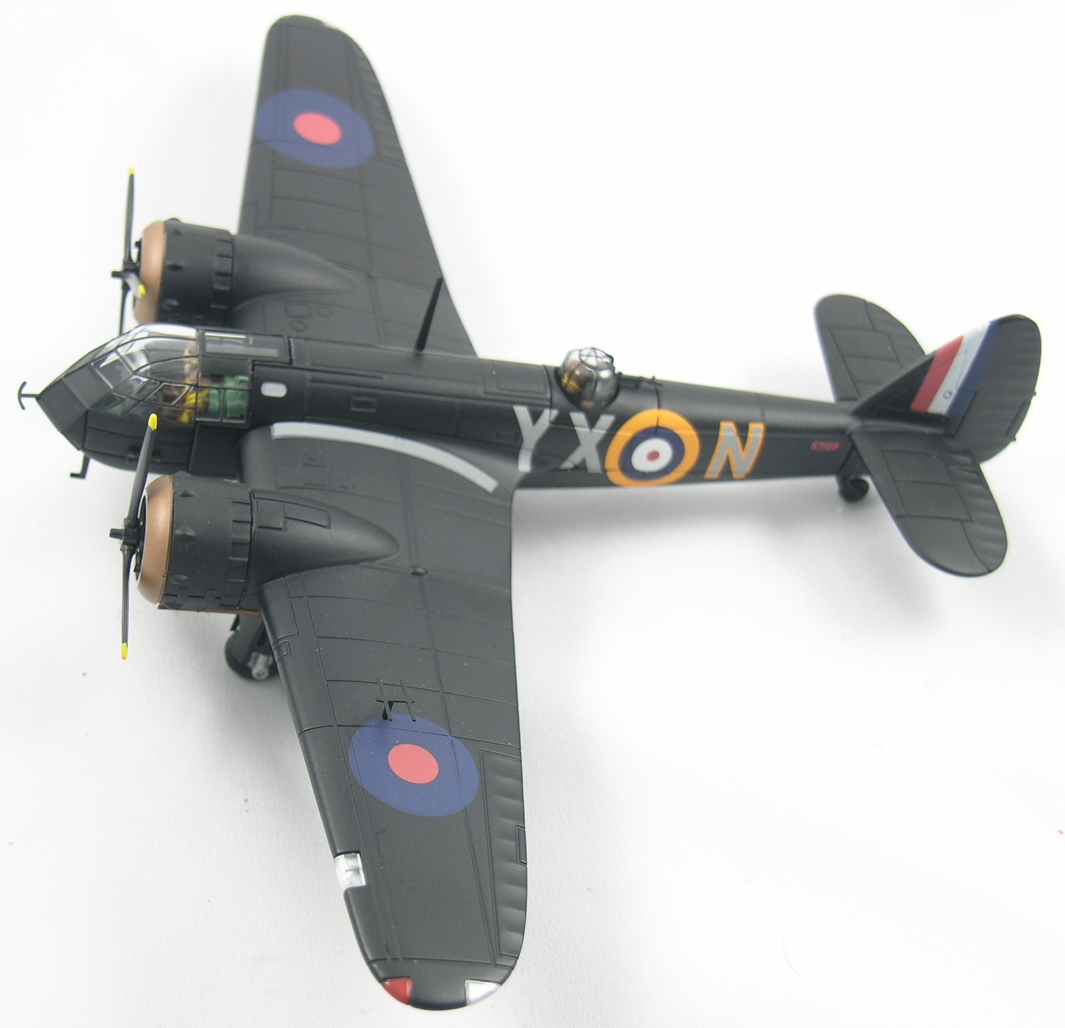 Blenheim-AA38403-Top