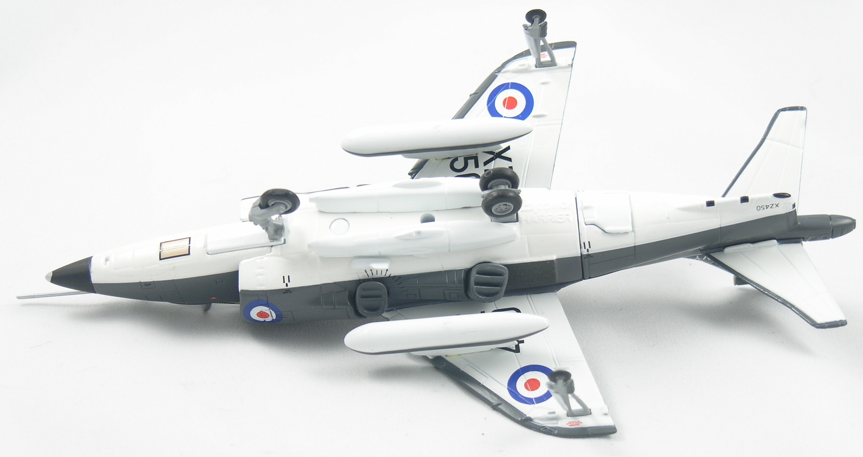 Harrier-AA32402-Bottom