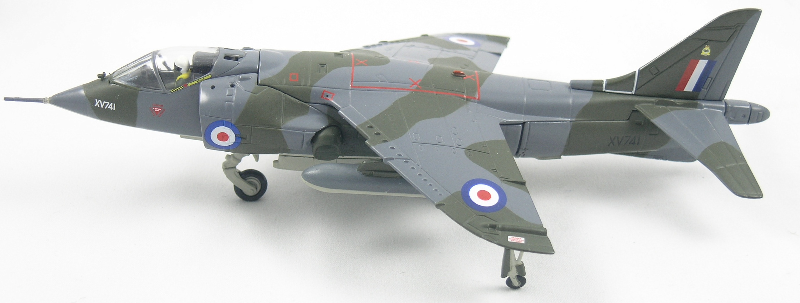 Harrier-AA32404-Top