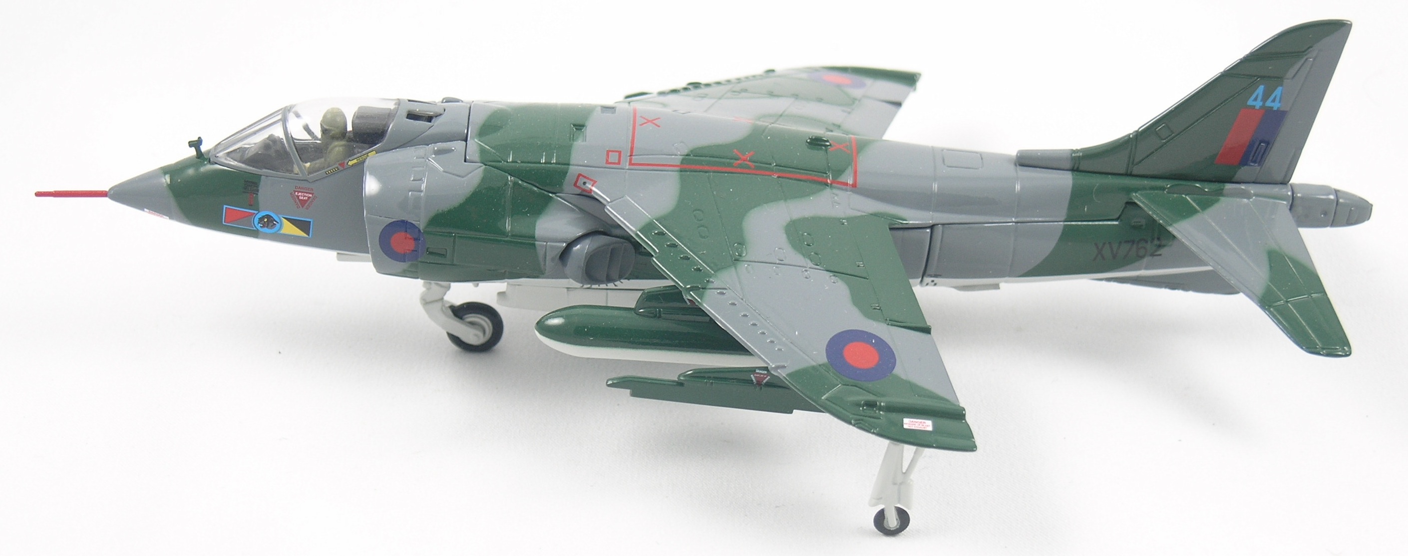 Harrier-AA32409-Top