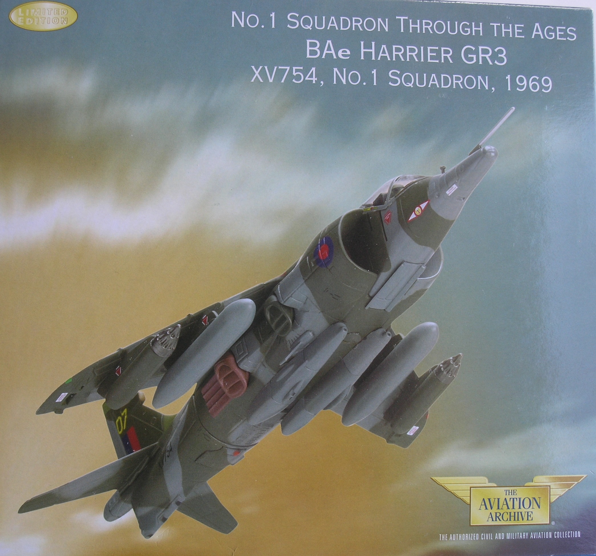 Harrier-AA32411-Box