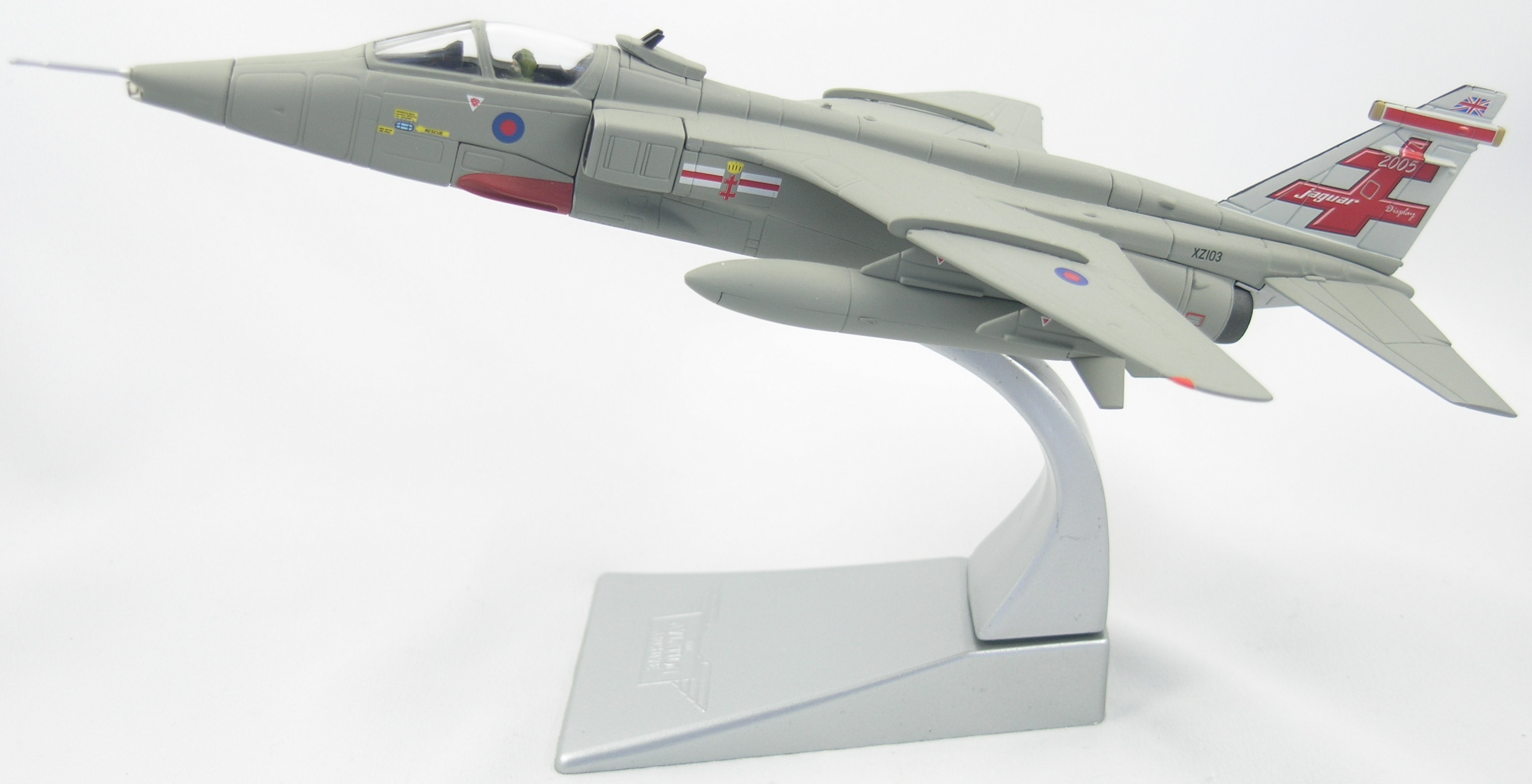 Jaguar-AA35408-Stand