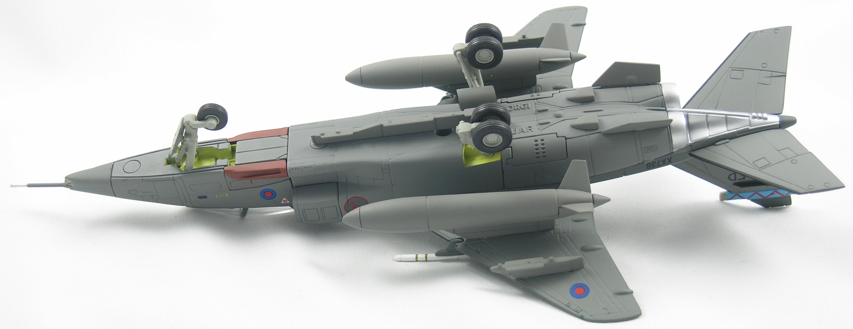 Jaguar-AA35412-Bottom