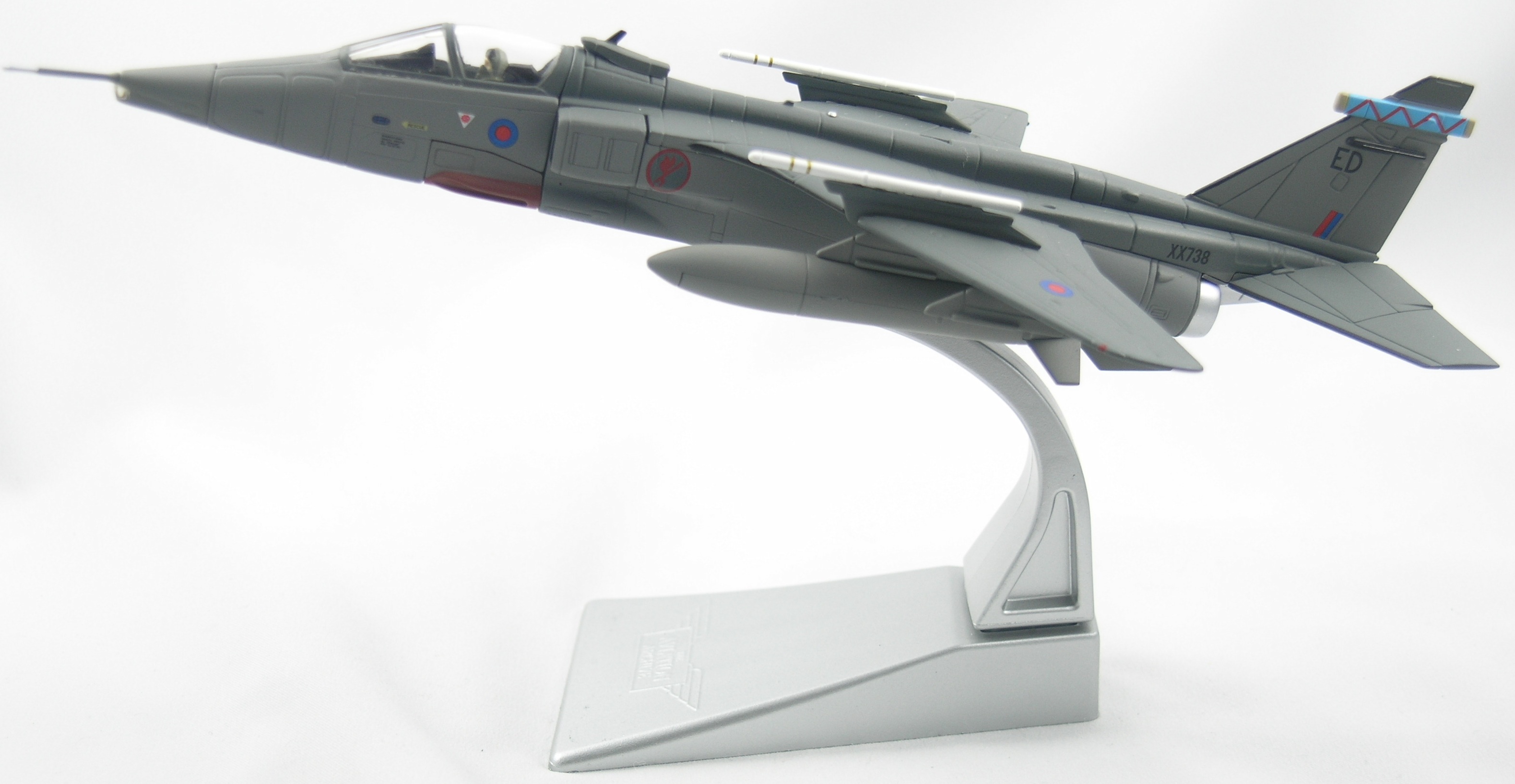 Jaguar-AA35412-Stand