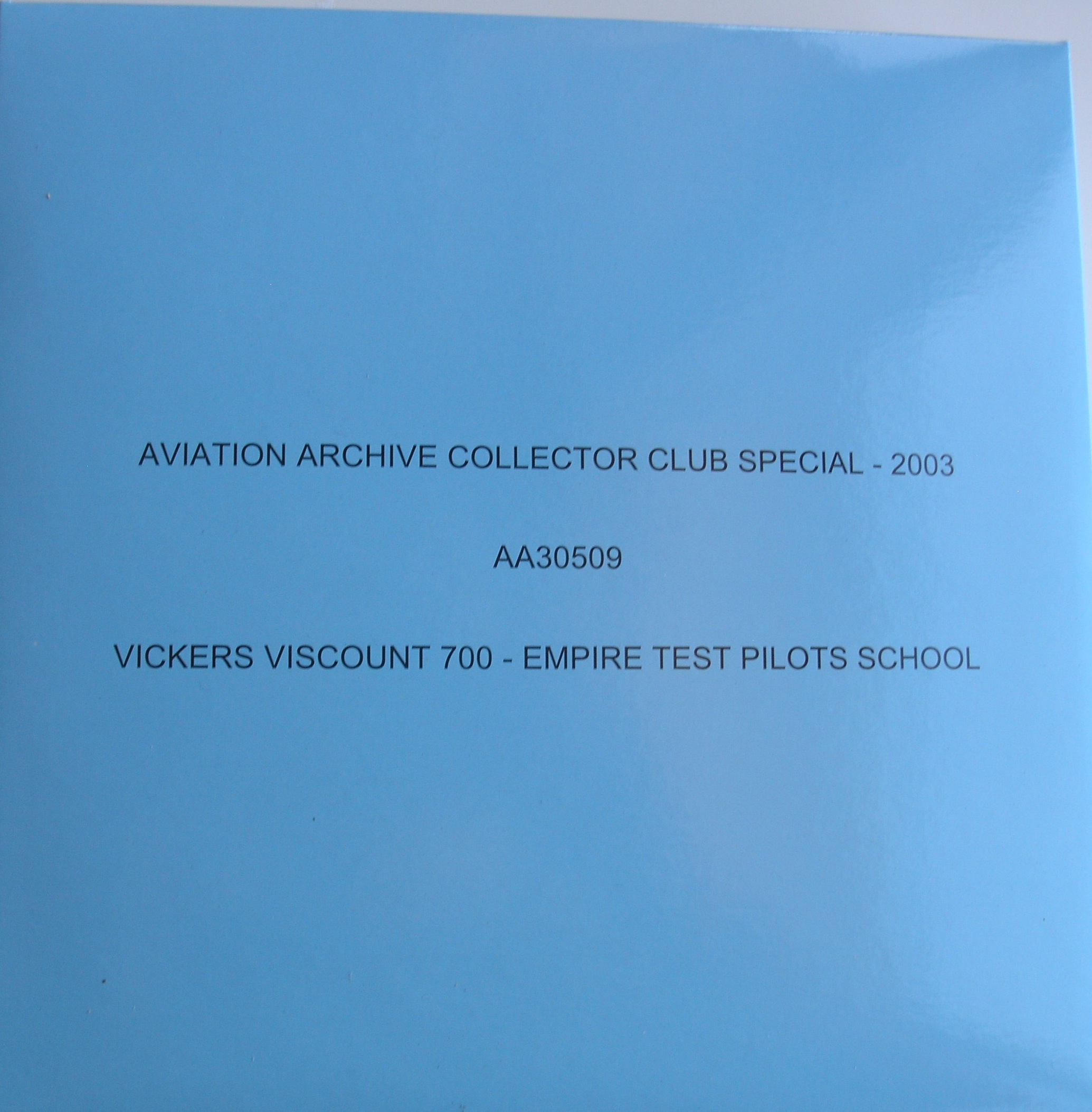 Viscount-AA30509-Box